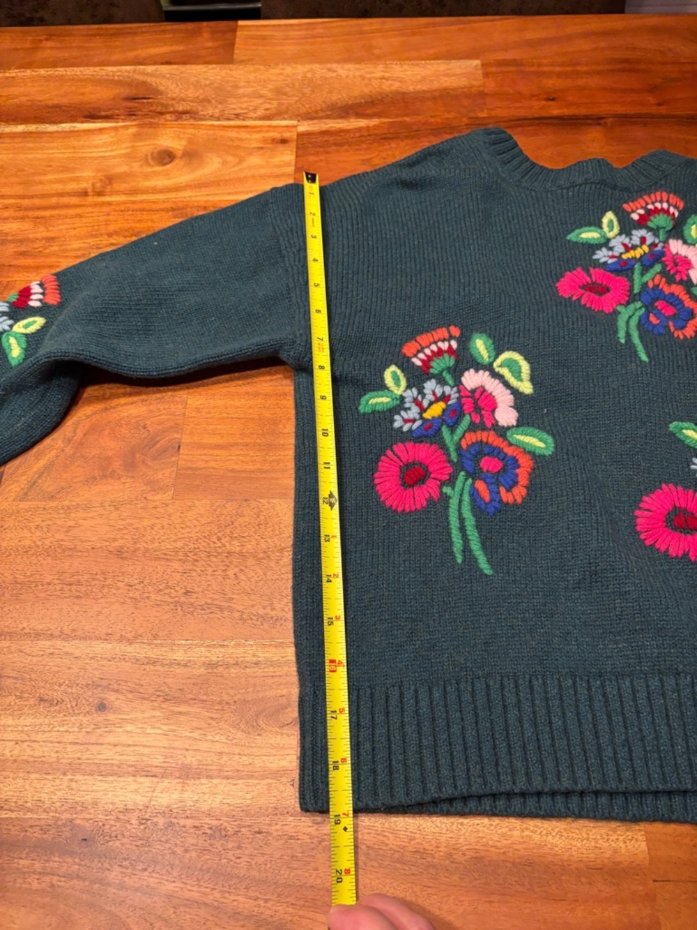 Boden Floral Embroidered Knit Sweater - XS - Picture 6 of 7